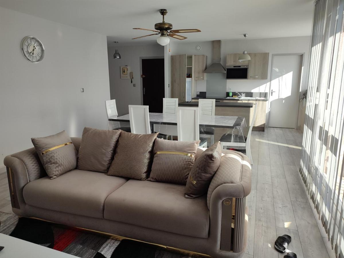 Grand Et Superbe Appartement Proche Paris Creil Eksteriør bilde