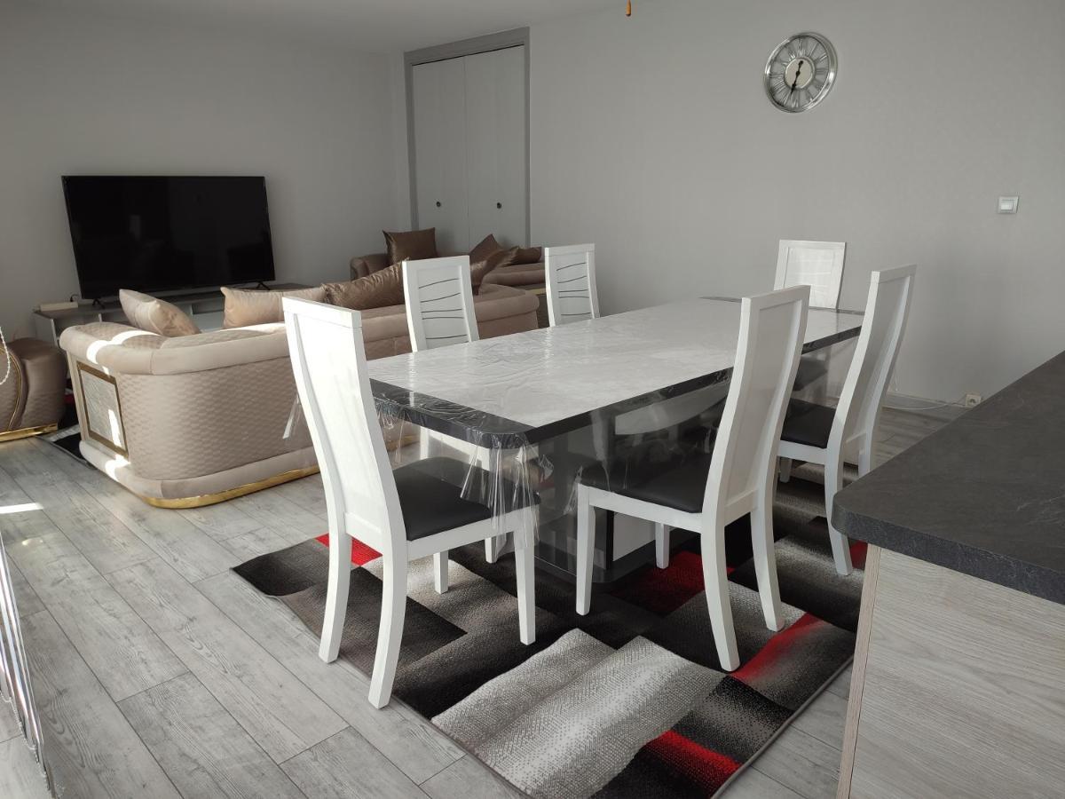 Grand Et Superbe Appartement Proche Paris Creil Eksteriør bilde